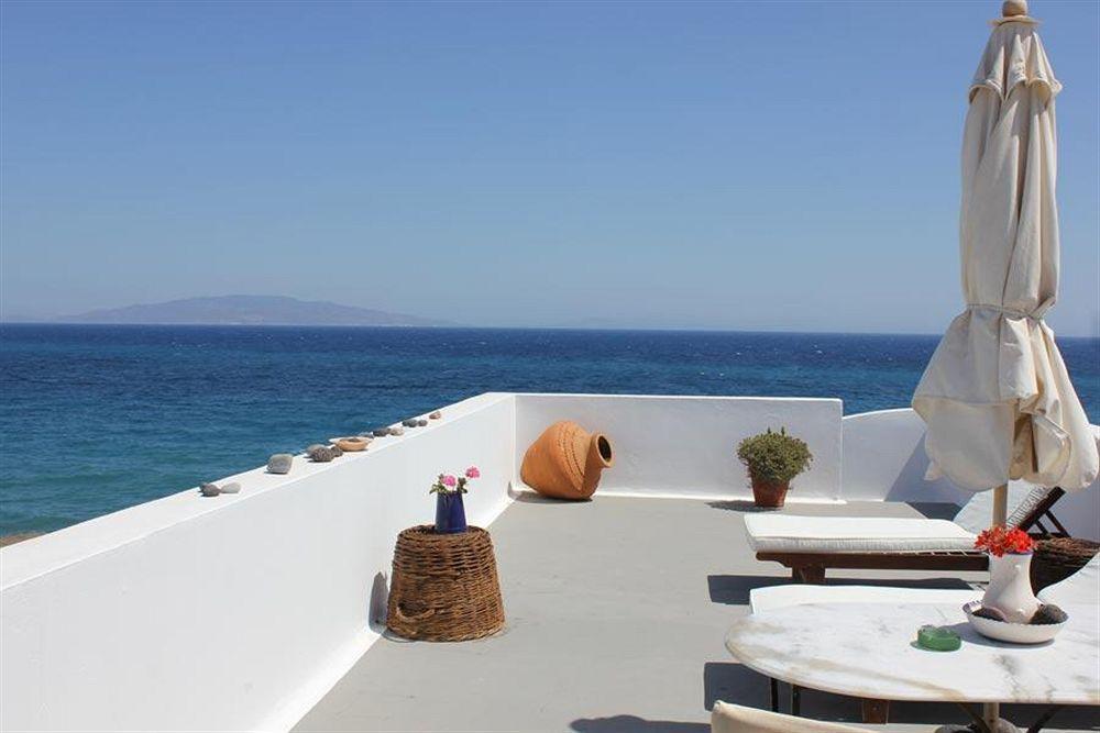Vrachia Studios & Apartments Oia  Exterior photo