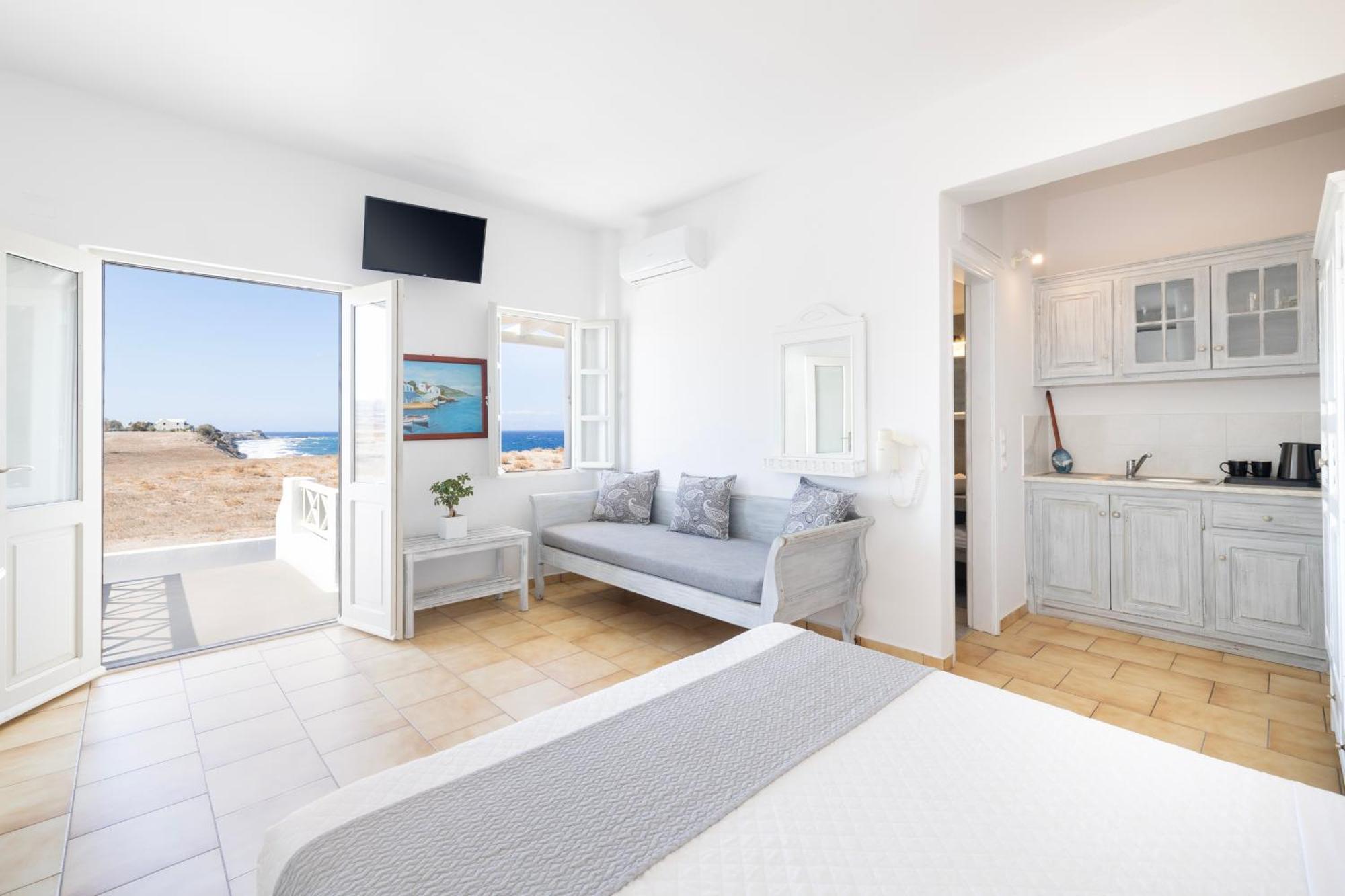 Vrachia Studios & Apartments Oia  Exterior photo